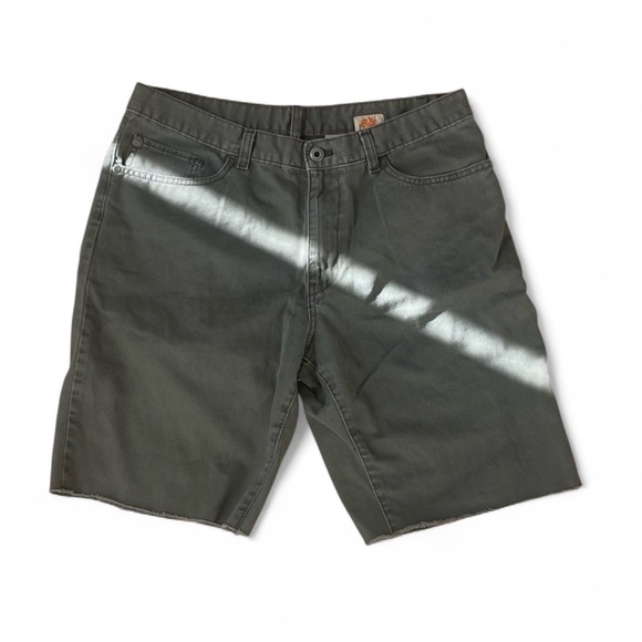 Vintage |Timberland| Cutoff Shorts in Olive Green Men’s Size 34 - Picture 1 of 8